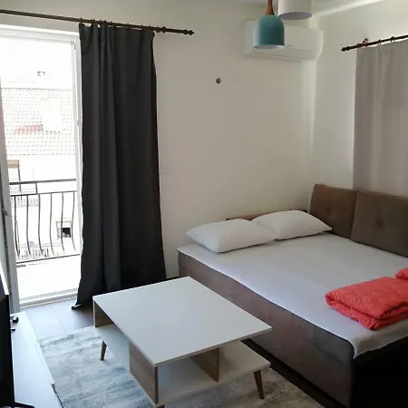 B&B Apartments Охрид Екстериор снимка