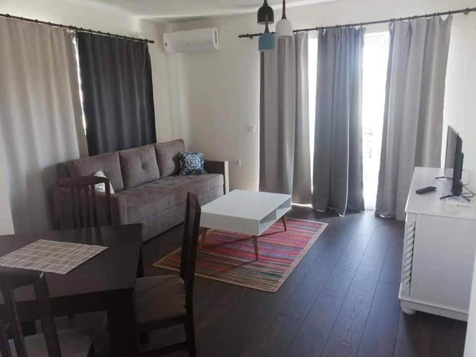 Daire B&B Apartments Ohri